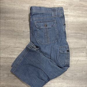 Ladie’s Lee’s Blue Denim Crop Jeans 18w